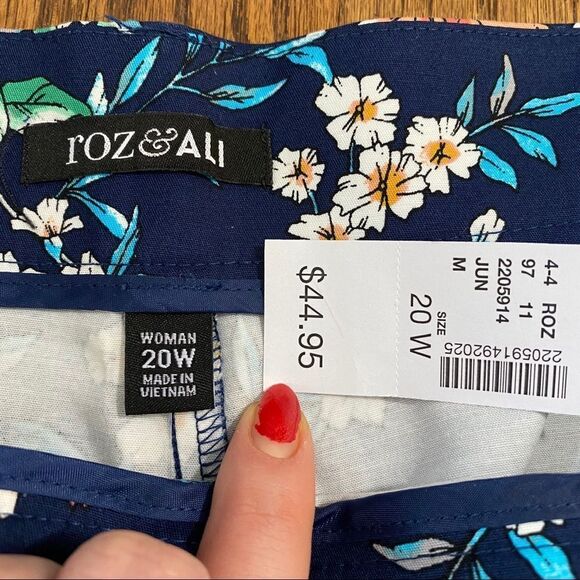 Rod & Ali Signature Fit Blue Floral Print Ankle Pants 16W - Picture 3 of 6